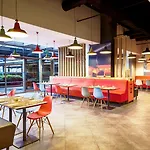 Hotel Ibis Zeytinburnu 3*