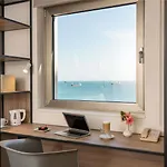 Ibis Zeytinburnu Hotel 3*