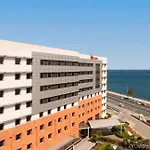 Ibis Zeytinburnu Hotel 3*
