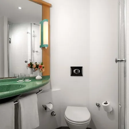 ホテル Ibis Zeytinburnu 3*