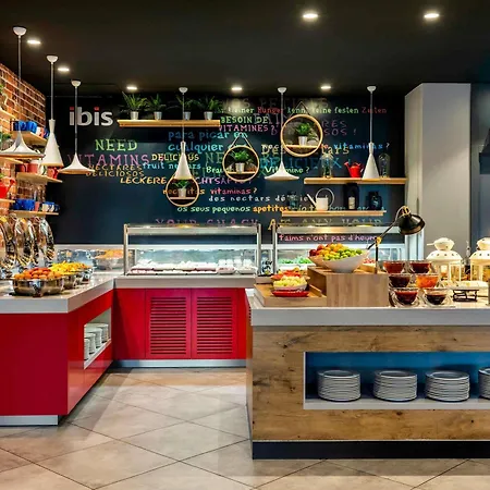 Ibis Zeytinburnu Hotel 3*