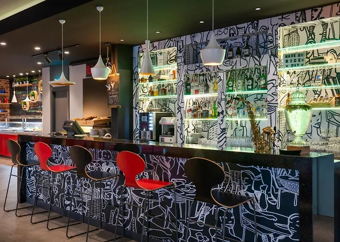 Ibis Zeytinburnu Hotel 3*