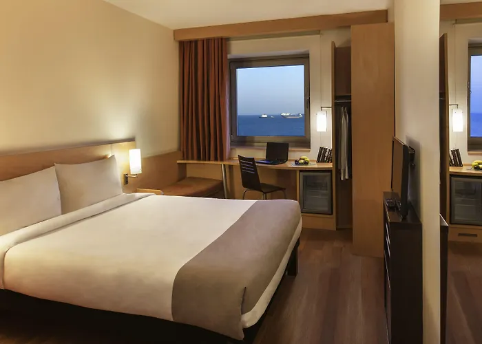 Hotel Ibis Zeytinburnu 3*