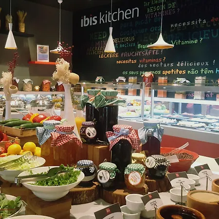 Ibis Zeytinburnu Hotel 3*