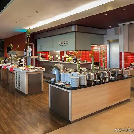 ホテル Ibis Zeytinburnu 3*